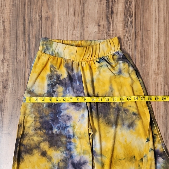 Ellie & Kate Yellow and Black Tie-Dye Wide-Leg Pants With Side Slits Small - Picture 8 of 12